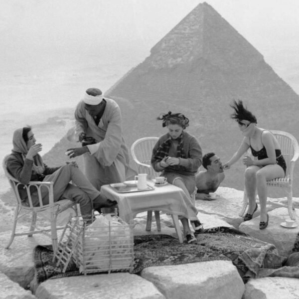 Old tourist Egypt